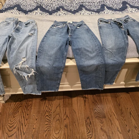 Agolde Light and Medium Blue Straight Leg Jeans LOT Of 3! Size 26 & 28 - Picture 9 of 9